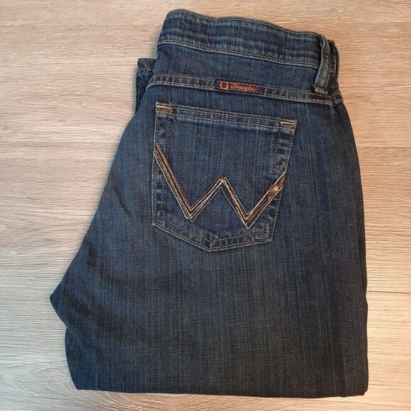 Wrangler Jeans Size 6x38 Inseam measures 37" Q Baby Tuff Buck Bootcut Mid Rise - Picture 3 of 10